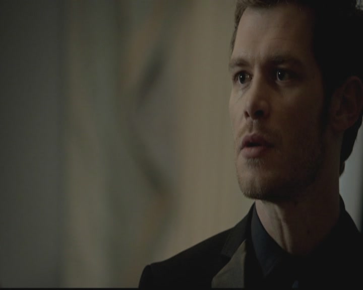 VampireDiariesWorld-dot-org_TheOriginals1x03TangledUpInBlue2038.jpg