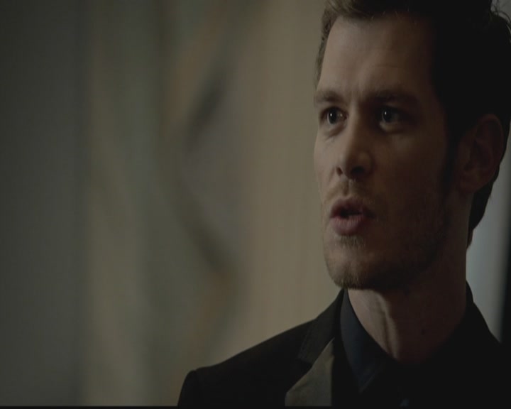 VampireDiariesWorld-dot-org_TheOriginals1x03TangledUpInBlue2039.jpg