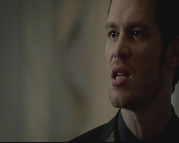 VampireDiariesWorld-dot-org_TheOriginals1x03TangledUpInBlue2044.jpg