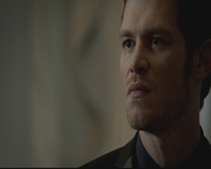 VampireDiariesWorld-dot-org_TheOriginals1x03TangledUpInBlue2046.jpg