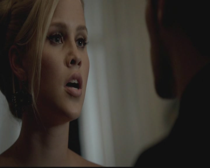 VampireDiariesWorld-dot-org_TheOriginals1x03TangledUpInBlue2057.jpg