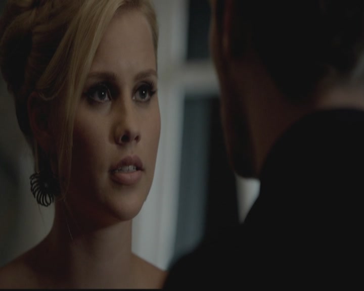 VampireDiariesWorld-dot-org_TheOriginals1x03TangledUpInBlue2065.jpg