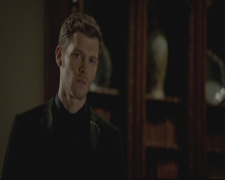 VampireDiariesWorld-dot-org_TheOriginals1x03TangledUpInBlue2125.jpg