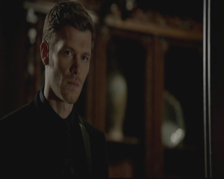 VampireDiariesWorld-dot-org_TheOriginals1x03TangledUpInBlue2126.jpg