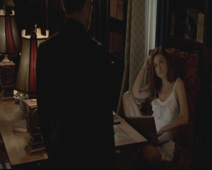 VampireDiariesWorld-dot-org_TheOriginals1x03TangledUpInBlue2128.jpg