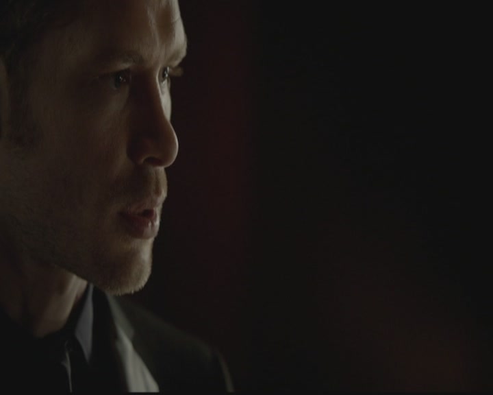 VampireDiariesWorld-dot-org_TheOriginals1x03TangledUpInBlue2132.jpg