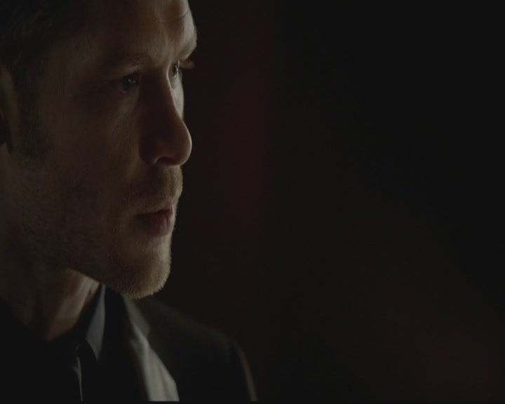 VampireDiariesWorld-dot-org_TheOriginals1x03TangledUpInBlue2152.jpg