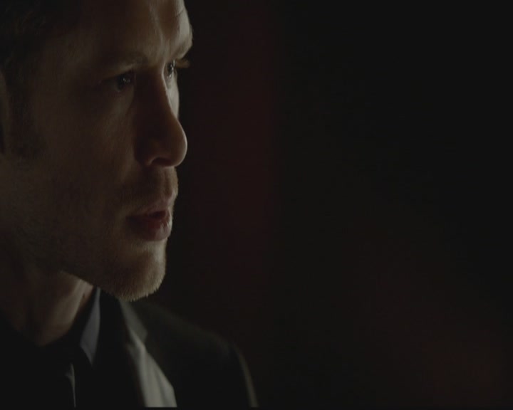 VampireDiariesWorld-dot-org_TheOriginals1x03TangledUpInBlue2153.jpg