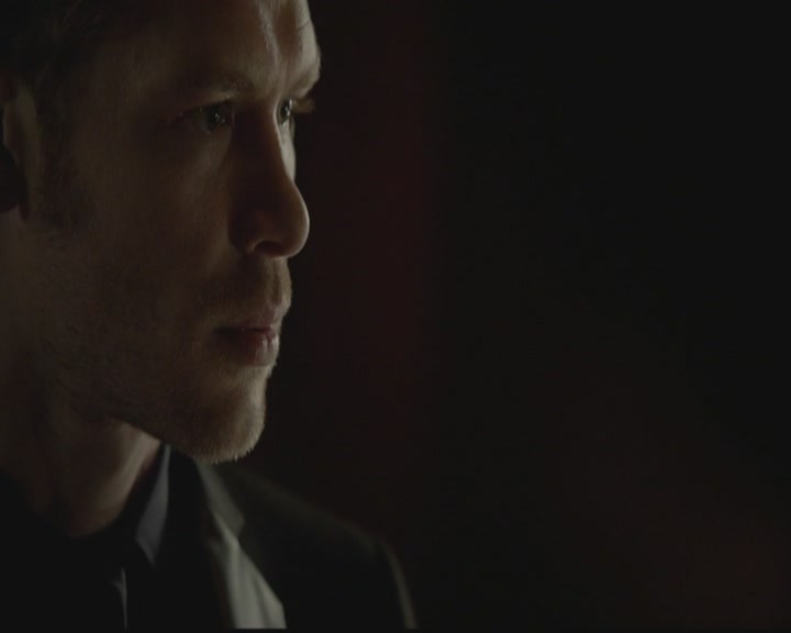 VampireDiariesWorld-dot-org_TheOriginals1x03TangledUpInBlue2155.jpg