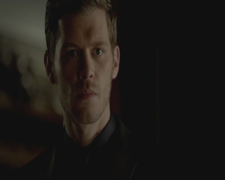 VampireDiariesWorld-dot-org_TheOriginals1x03TangledUpInBlue2160.jpg