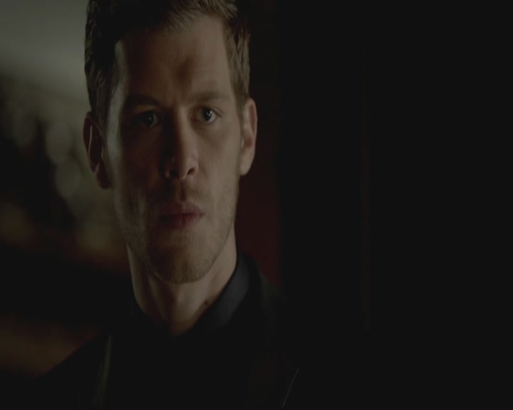 VampireDiariesWorld-dot-org_TheOriginals1x03TangledUpInBlue2162.jpg