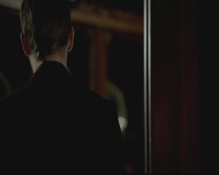 VampireDiariesWorld-dot-org_TheOriginals1x03TangledUpInBlue2166.jpg