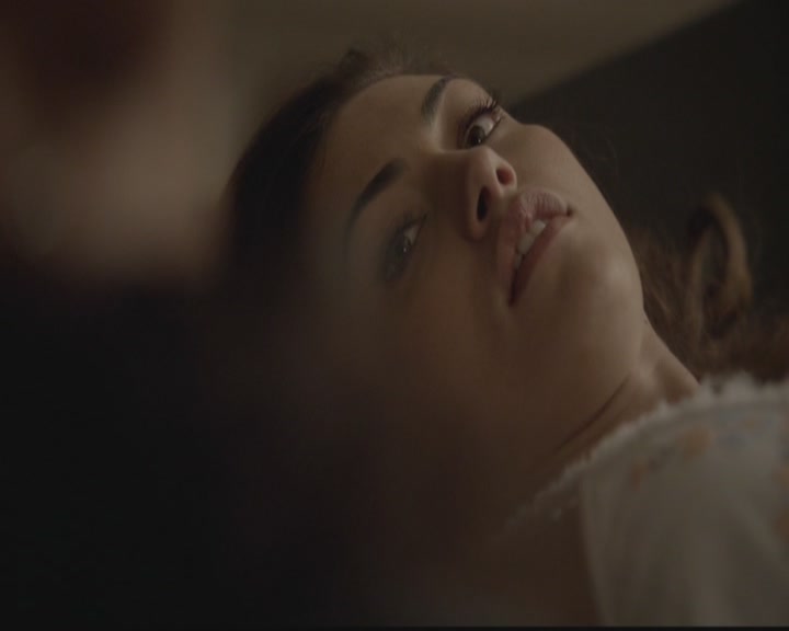 VampireDiariesWorld-dot-org_TheOriginals1x03TangledUpInBlue2273.jpg