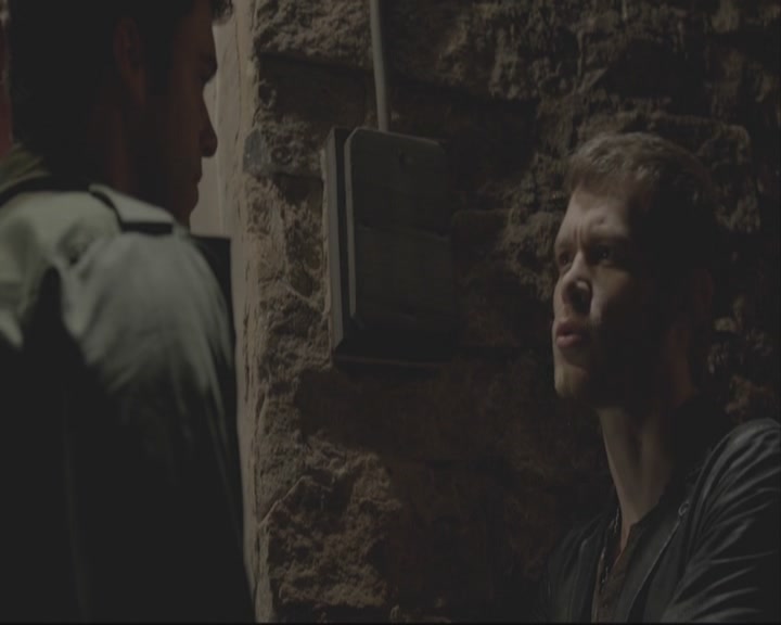 VampireDiariesWorld-dot-org_TheOriginals1x04GirlInNewOrleans-deletedscene0027.jpg