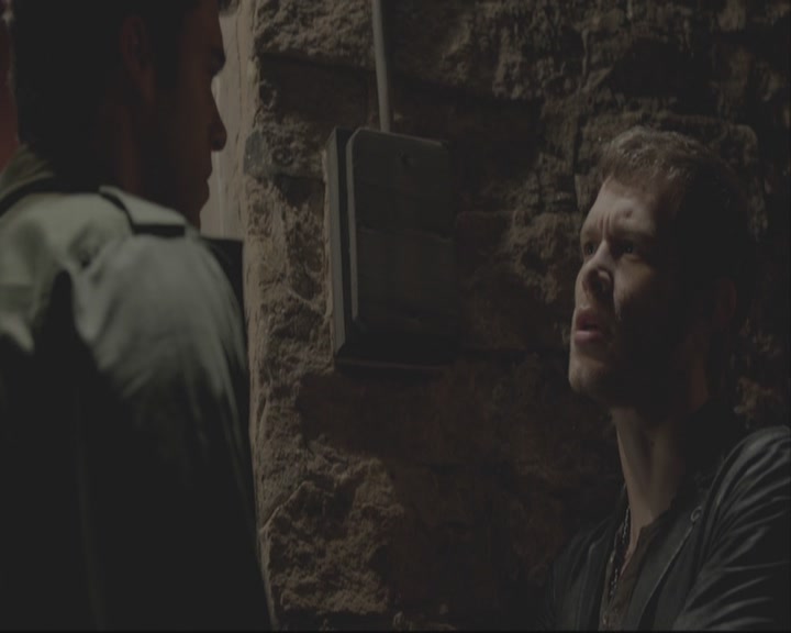 VampireDiariesWorld-dot-org_TheOriginals1x04GirlInNewOrleans-deletedscene0029.jpg