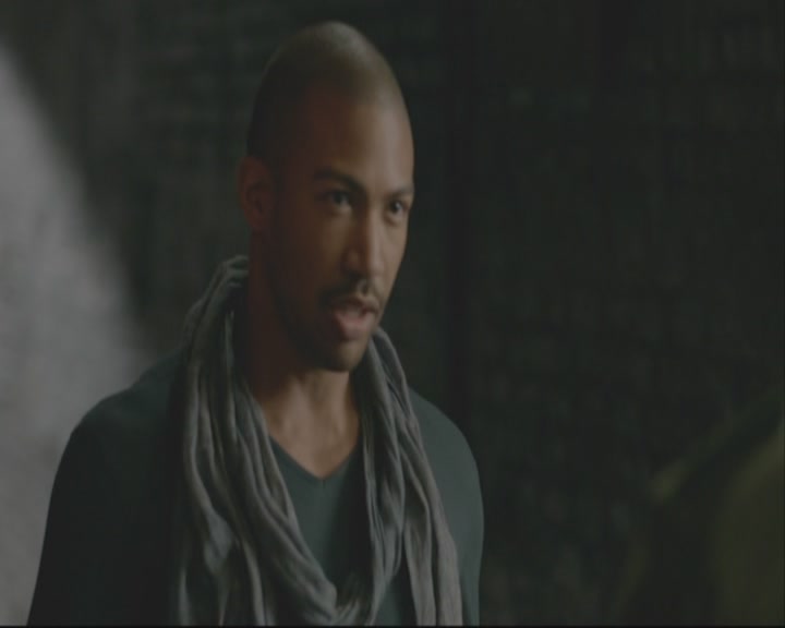 VampireDiariesWorld-dot-org_TheOriginals1x04GirlInNewOrleans-deletedscene0047.jpg