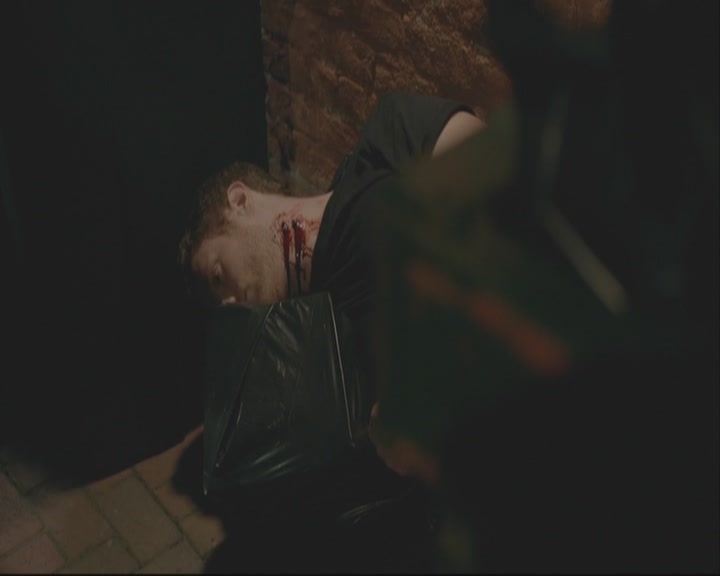 VampireDiariesWorld-dot-org_TheOriginals1x04GirlInNewOrleans-deletedscene0055.jpg