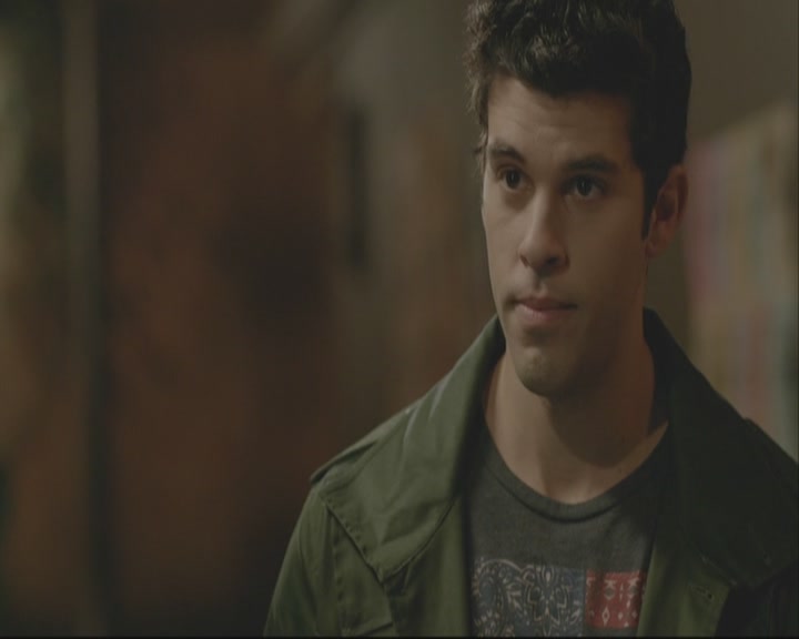 VampireDiariesWorld-dot-org_TheOriginals1x04GirlInNewOrleans-deletedscene0072.jpg