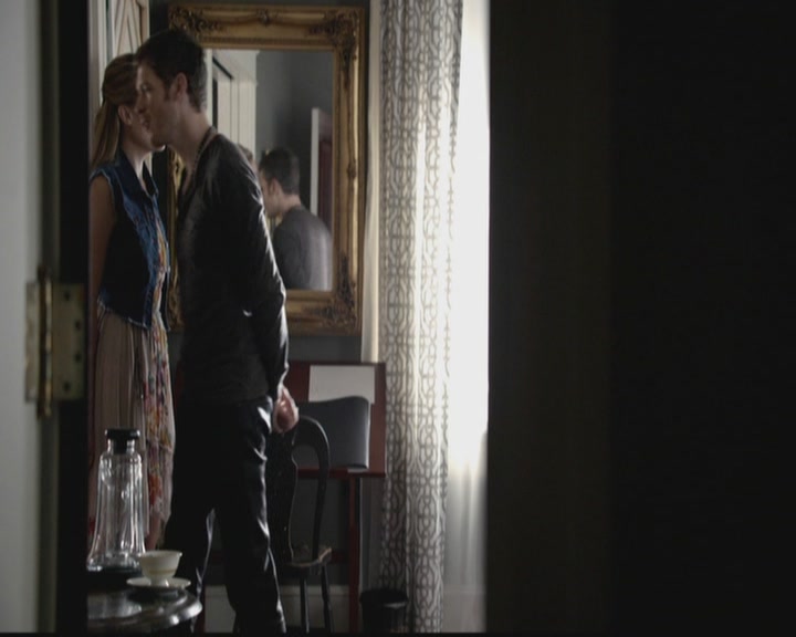 VampireDiariesWorld-dot-org_TheOriginals1x04GirlInNewOrleans0221.jpg