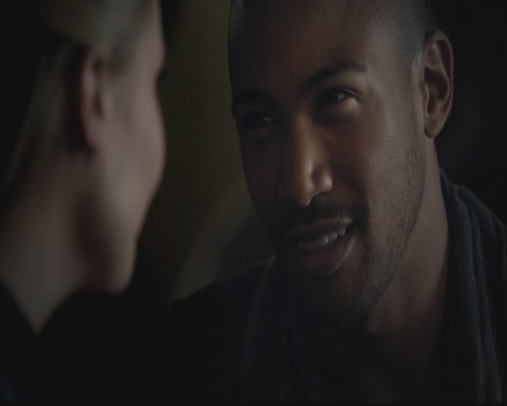 VampireDiariesWorld-dot-org_TheOriginals1x04GirlInNewOrleans0739.jpg
