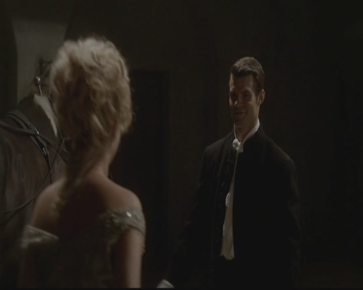 VampireDiariesWorld-dot-org_TheOriginals1x04GirlInNewOrleans0896.jpg