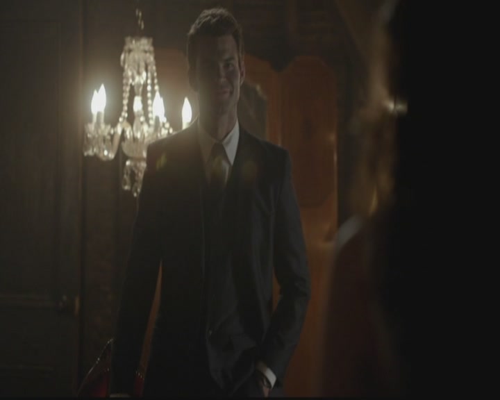 VampireDiariesWorld-dot-org_TheOriginals1x05SinnersAndSaints0075.jpg