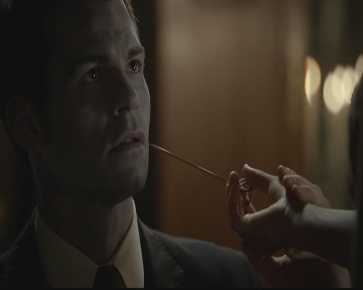 VampireDiariesWorld-dot-org_TheOriginals1x05SinnersAndSaints0157.jpg