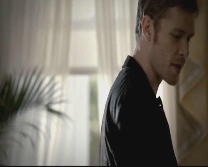 VampireDiariesWorld-dot-org_TheOriginals1x05SinnersAndSaints0201.jpg