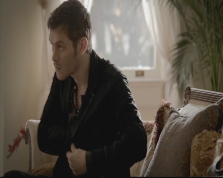 VampireDiariesWorld-dot-org_TheOriginals1x05SinnersAndSaints0384.jpg