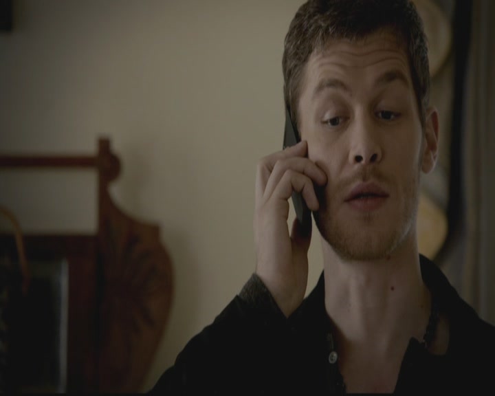 VampireDiariesWorld-dot-org_TheOriginals1x05SinnersAndSaints0422.jpg