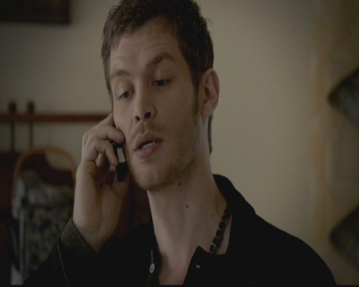 VampireDiariesWorld-dot-org_TheOriginals1x05SinnersAndSaints0424.jpg