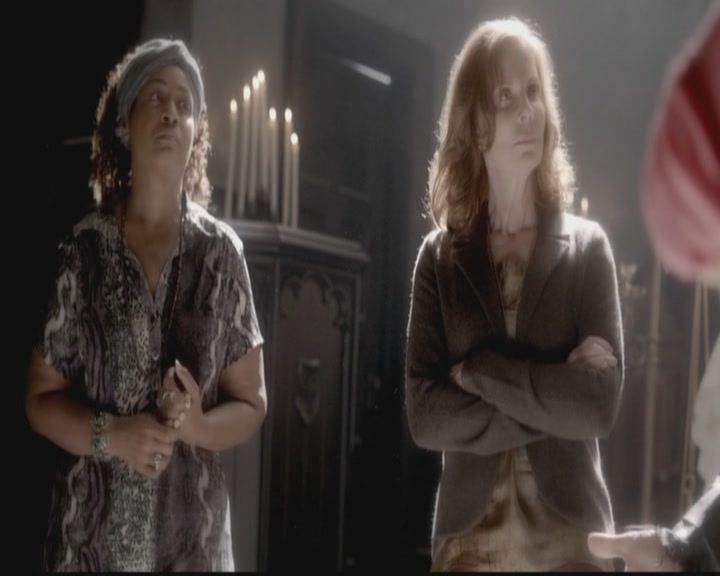 VampireDiariesWorld-dot-org_TheOriginals1x05SinnersAndSaints0928.jpg