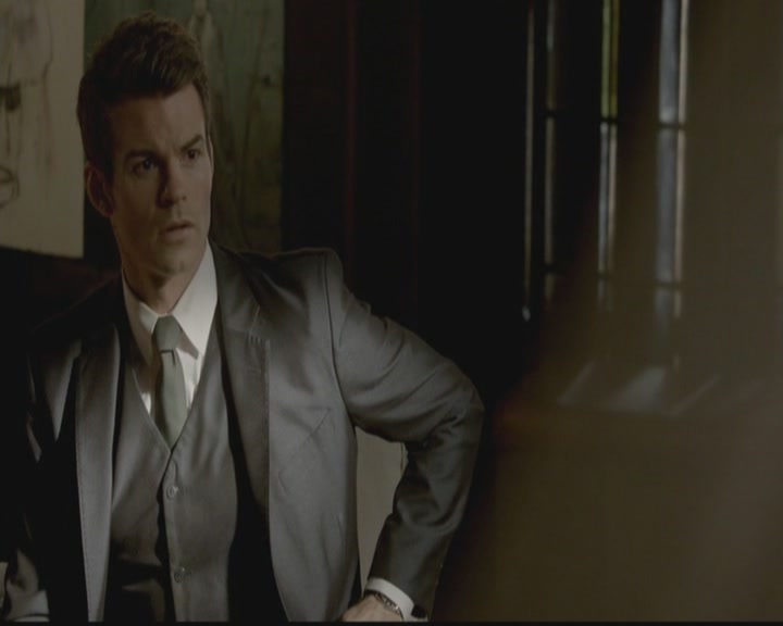VampireDiariesWorld-dot-org_TheOriginals1x05SinnersAndSaints1106.jpg
