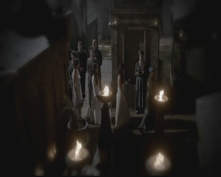 VampireDiariesWorld-dot-org_TheOriginals1x05SinnersAndSaints1213.jpg VampireDiariesWorld-dot-org_TheOriginals1x05SinnersAndSaints1213.jpg