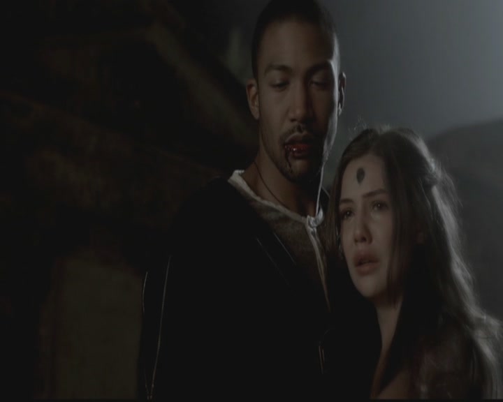 VampireDiariesWorld-dot-org_TheOriginals1x05SinnersAndSaints1443.jpg