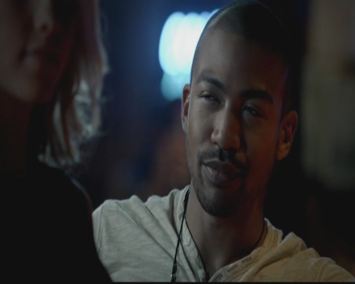 VampireDiariesWorld-dot-org_TheOriginals1x05SinnersAndSaints1542.jpg