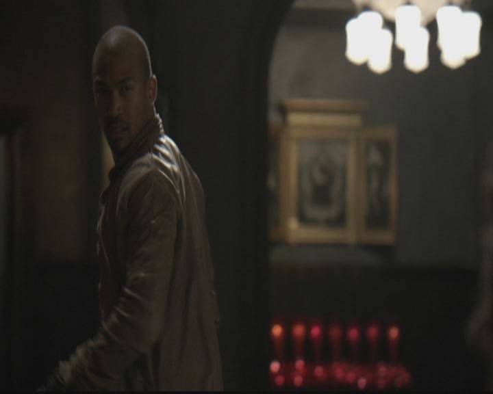 VampireDiariesWorld-dot-org_TheOriginals1x05SinnersAndSaints1748.jpg