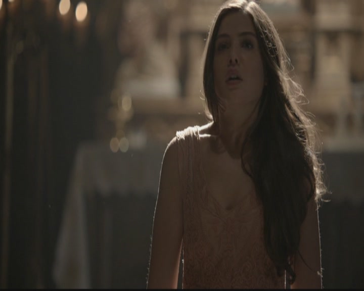 VampireDiariesWorld-dot-org_TheOriginals1x05SinnersAndSaints1753.jpg