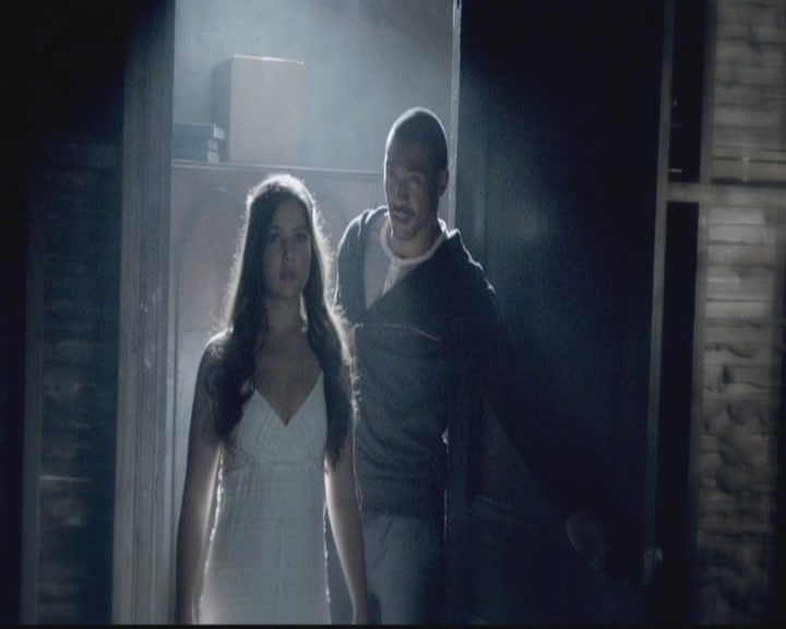 VampireDiariesWorld-dot-org_TheOriginals1x05SinnersAndSaints1814.jpg