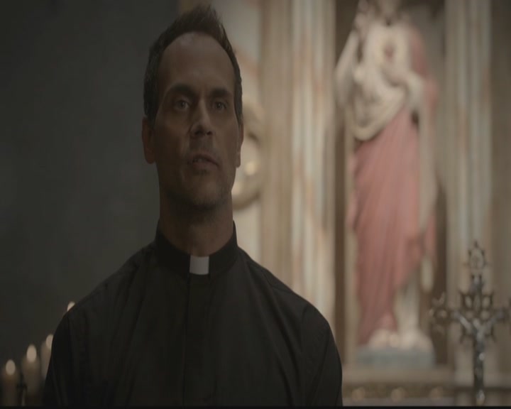 VampireDiariesWorld-dot-org_TheOriginals1x05SinnersAndSaints1919.jpg