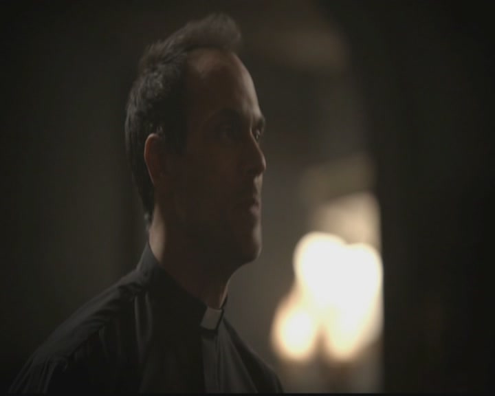 VampireDiariesWorld-dot-org_TheOriginals1x05SinnersAndSaints1939.jpg