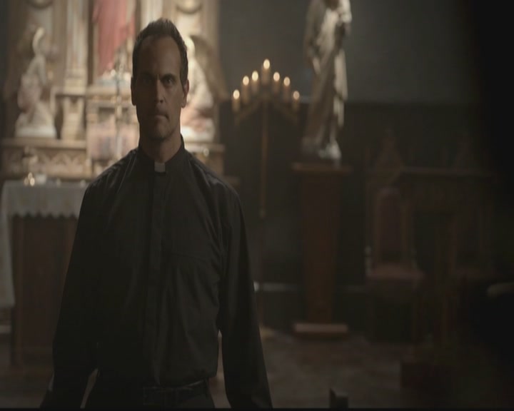 VampireDiariesWorld-dot-org_TheOriginals1x05SinnersAndSaints1944.jpg