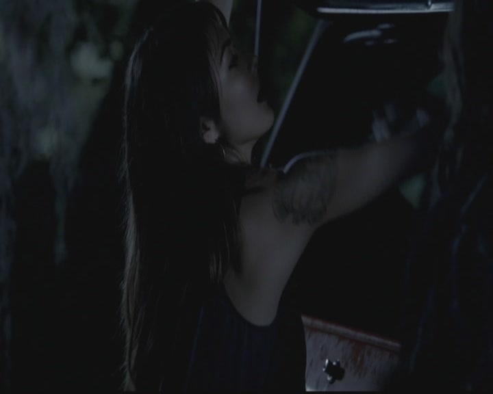 VampireDiariesWorld-dot-org_TheOriginals1x05SinnersAndSaints1981.jpg VampireDiariesWorld-dot-org_TheOriginals1x05SinnersAndSaints1981.jpg