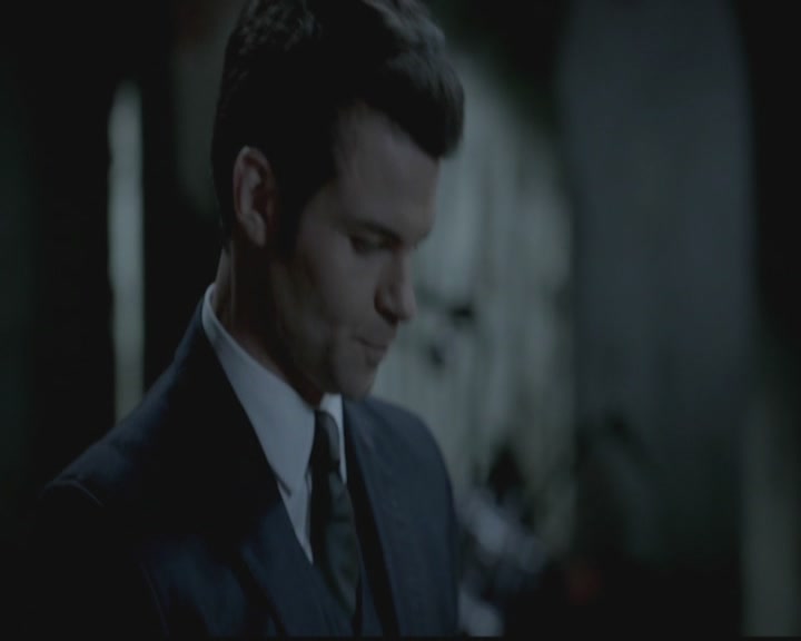 VampireDiariesWorld-dot-org_TheOriginals1x05SinnersAndSaints2064.jpg