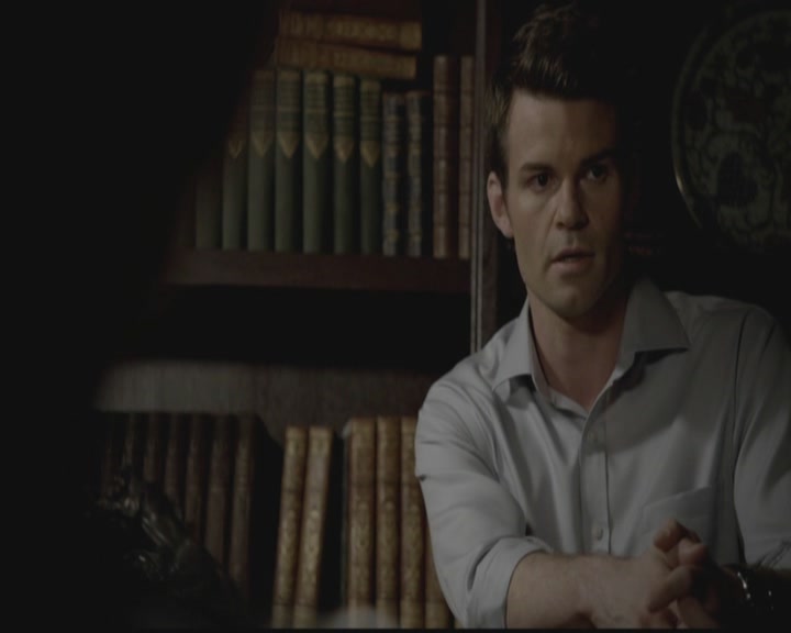 VampireDiariesWorld-dot-org_TheOriginals1x05SinnersAndSaints2305.jpg