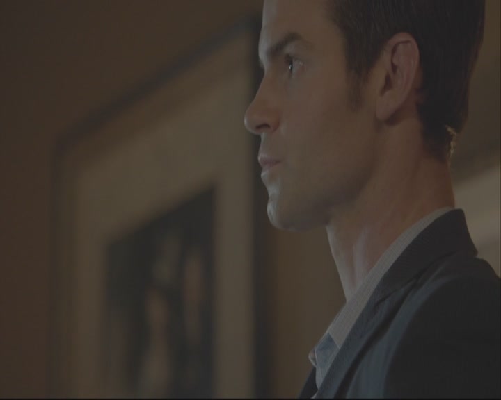 VampireDiariesWorld-dot-org_TheOriginals1x06FruitsOfThePoisonedTree-deletedscene0063.jpg