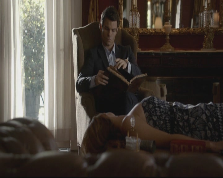 VampireDiariesWorld-dot-org_TheOriginals1x06FruitsOfThePoisonedTree0046.jpg