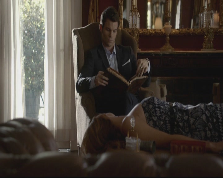 VampireDiariesWorld-dot-org_TheOriginals1x06FruitsOfThePoisonedTree0047.jpg