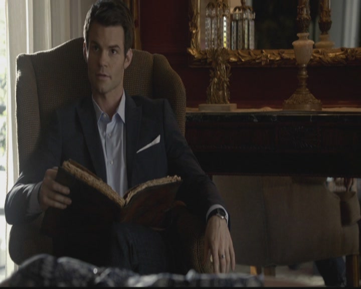 VampireDiariesWorld-dot-org_TheOriginals1x06FruitsOfThePoisonedTree0063.jpg