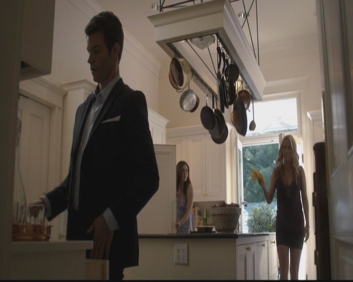 VampireDiariesWorld-dot-org_TheOriginals1x06FruitsOfThePoisonedTree0174.jpg